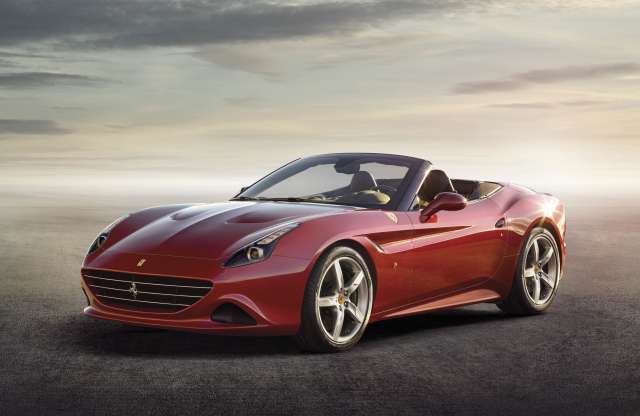 Hivatalos képeken a felfrissített Ferrari California T
