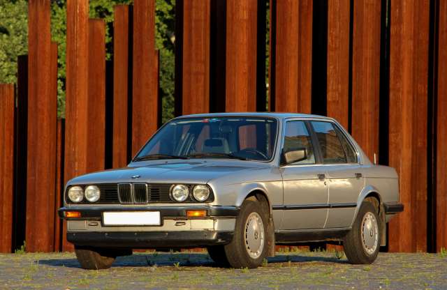 BMW 316, 1986 - használtteszt