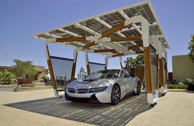 Innováció a BMW i autók otthoni töltésében