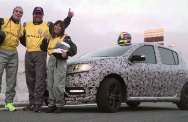 Videón mutatja a Renault, hogy mit tud a Sandero RS