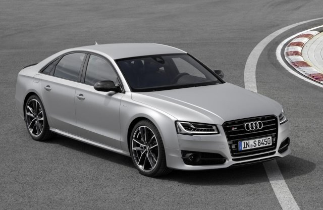 Az Audi bemutatta a valaha gyártott legerősebb A8-ast