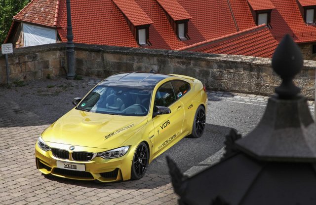310 km/óra végsebességre képes a VOS BMW M4 Coupéja