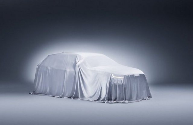 Már az Audi mutatja az új Q2-est, de még csak lepel alatt