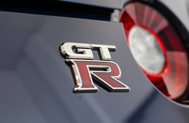 Egy gyors szemlére itthon az új Nissan GT-R