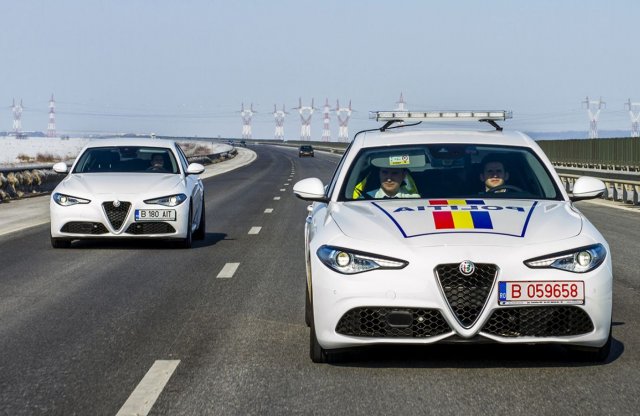 Új járőrautót kaptak a román rendőrök, egy Alfa Romeo Giulia állt szolgálatba