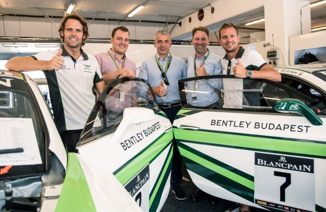 Hivatalos: hazánkba érkezik a Bentley