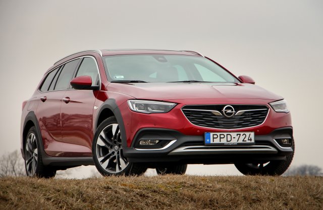 Opel Insignia Country Tourer Exclusive 2.0 CDTI AWD teszt