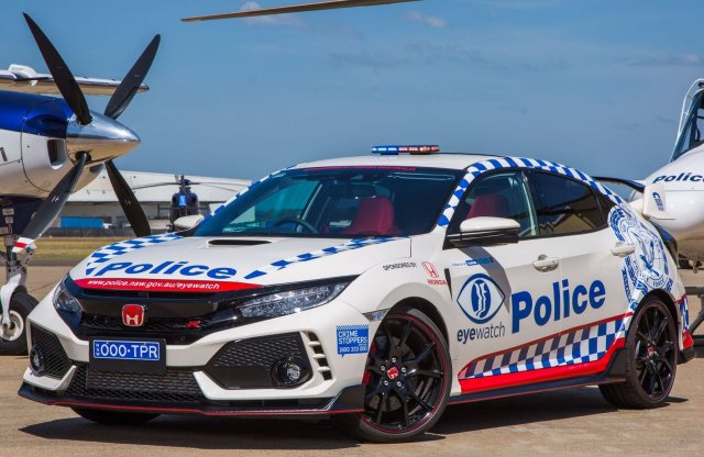 Promóciós célokat szolgál az ausztrál rendőrök Civic Type R-je