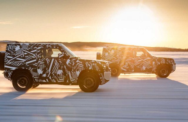 A Land Rover világnapján mutatott a gyártó néhány fotót az új Defenderről