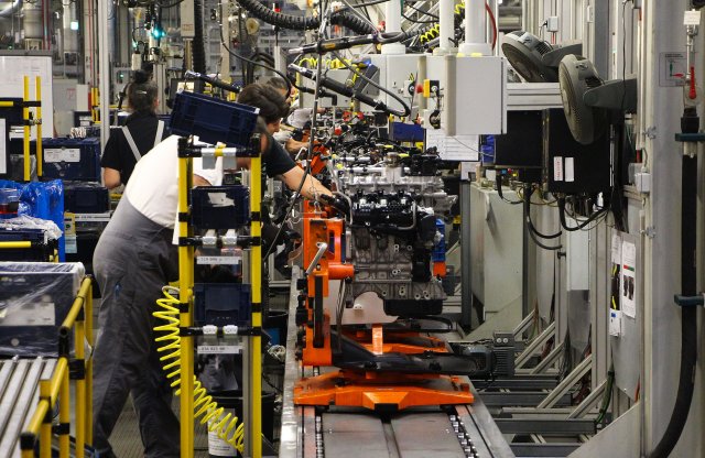 A héten már újra termel a hazai Opel gyár