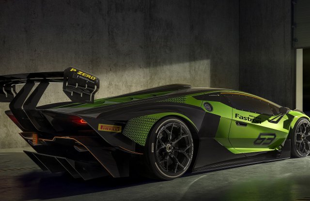 Brutális versenyautót éptett a Lamborghini