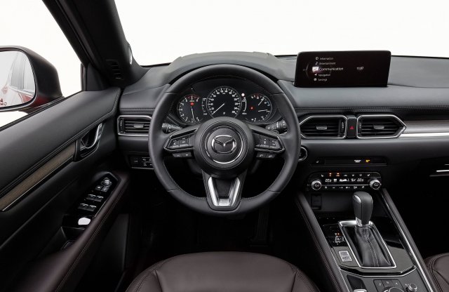 Kibővített online funkciókkal és finomhangolt motorokkal frissült a Mazda CX-5