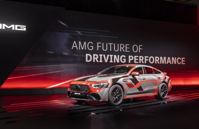Emissziómentes élményt ígér a Mercedes-AMG