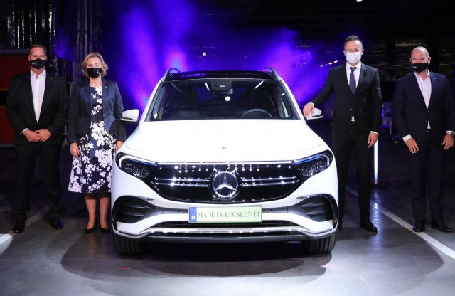 Hazánk történetében először Kecskeméten készül teljesen elektromos autó: az új Mercedes-Benz EQB