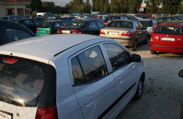 Pörög és jelentősen drágul a használt autók piaca