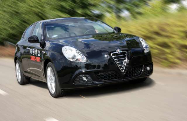 Szűz, mégis dögös: Alfa Romeo Giulietta teszt
