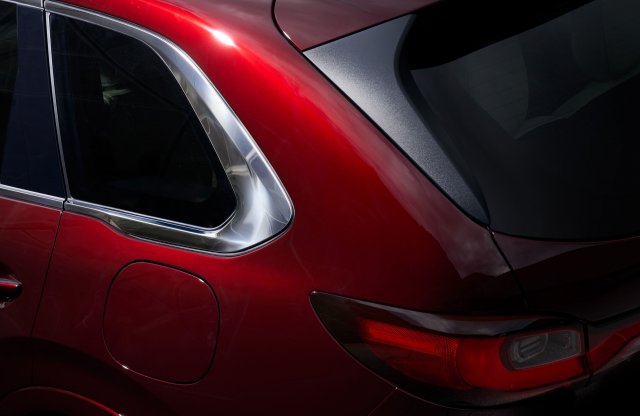 Napokon belül bemutatják a Mazda CX-80-at, a japán márka új európai zászlóshajóját