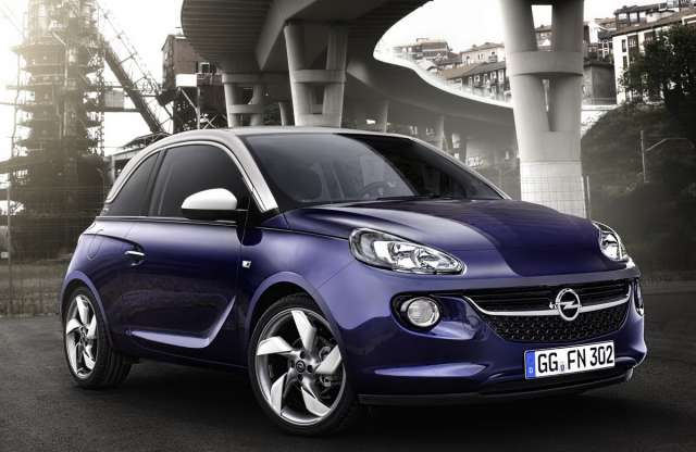 Hivatalos képeken az Opel Adam