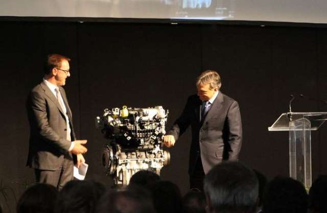 Szentgotthárdon az Opel legmodernebb motorgyárát avatták