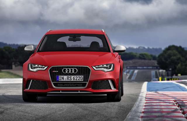 További RS Plus modellekkel jön az Audi