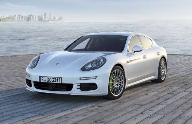 416 lóerőt és 3,1 literes fogyasztást ígér az új Porsche