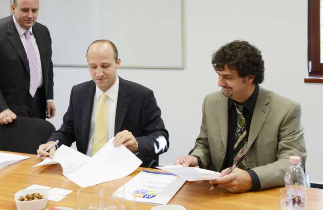 Stratégiai megállapodást írt alá a Magyar Gumiabroncs Szövetség és a GRSP Magyarország