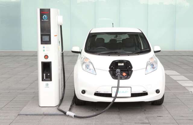 Piacvezető Norvégiában az elektromos Nissan Leaf