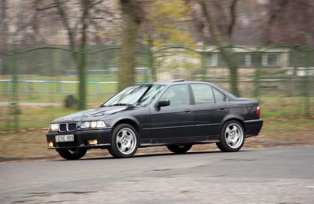 BMW 325td, 1994 - használtteszt