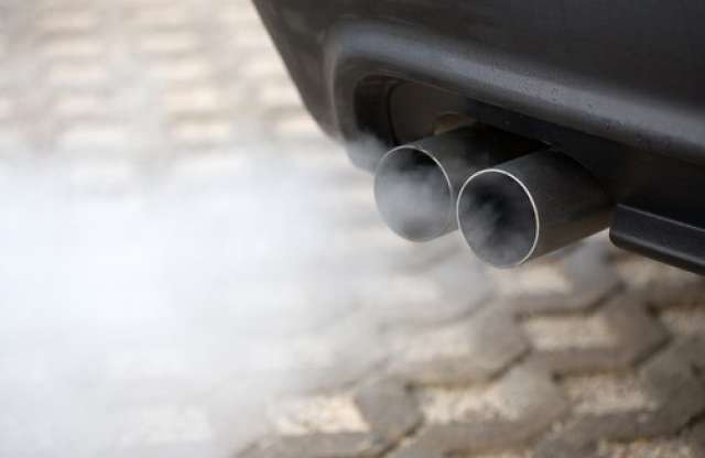 Az Európai Parlament az autók szén-dioxid kibocsátásának csökkentéséről határozott