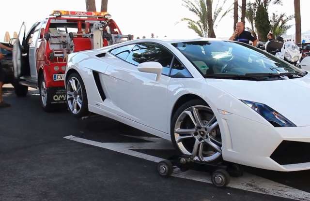 Szabálytalanul parkoló Lamborghinit vontattak el a francia rendőrök