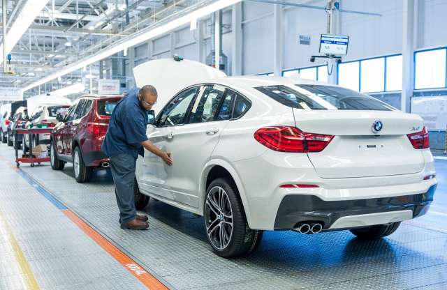 Hivatalos: a BMW elkészíti az X7-est