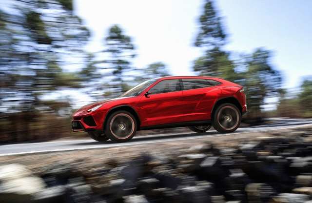 A piac legsportosabb SUV-ját ígéri a Lamborghini - turbóval