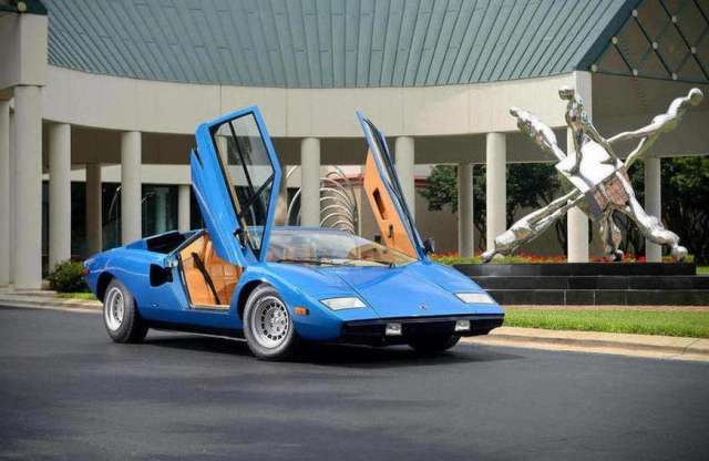 Gazdát cserélt egy korai Lamborghini Countach, meg egymillió dollár is