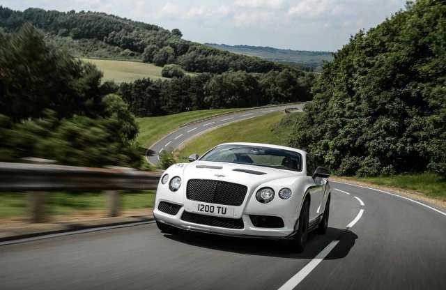 Bentley Continental GT3-R: 3,8 mp alatt gyorsul 100-ra