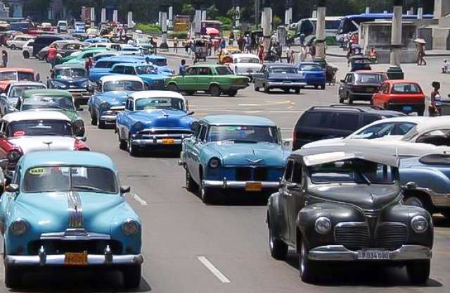 Bár Kubában már lehet új autót venni, a brutális árak miatt a többségnek nem futja rá