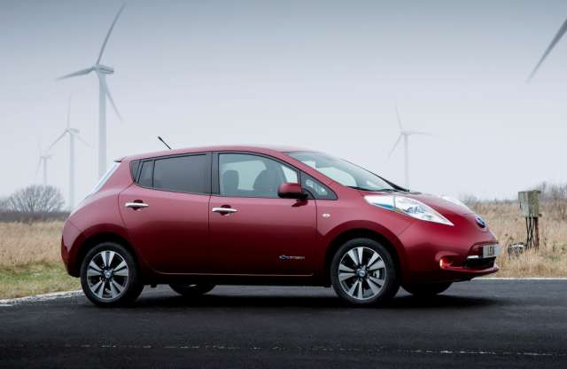 A következő Nissan Leaf 400 kilométert mehet egyetlen töltéssel