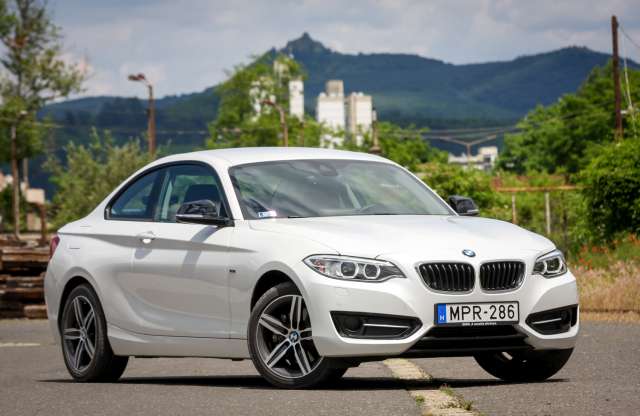 A BMW 2-es Active Tourerből érkeznek erőforrások a 2-es Coupé változatba