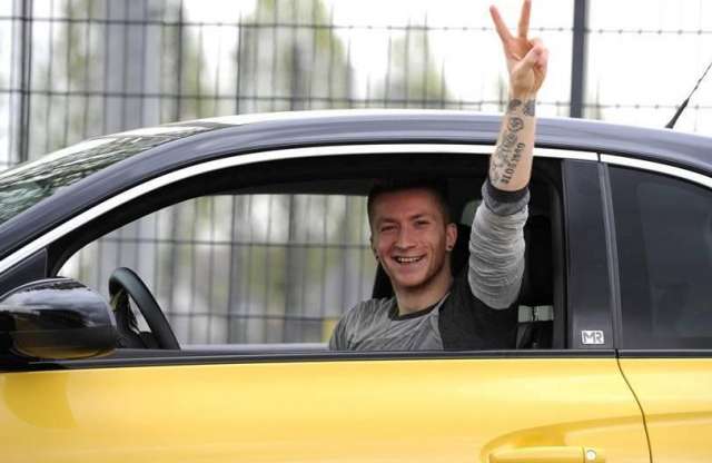 540 ezer euróra büntették a Borussia Dortmund sztárját, Marco Reust