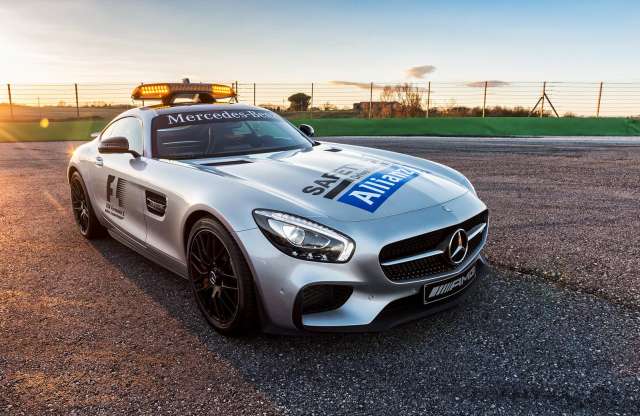 Mindjárt kezd a Forma-1, itt vannak a Mercedes-AMG legújabb biztonsági autói