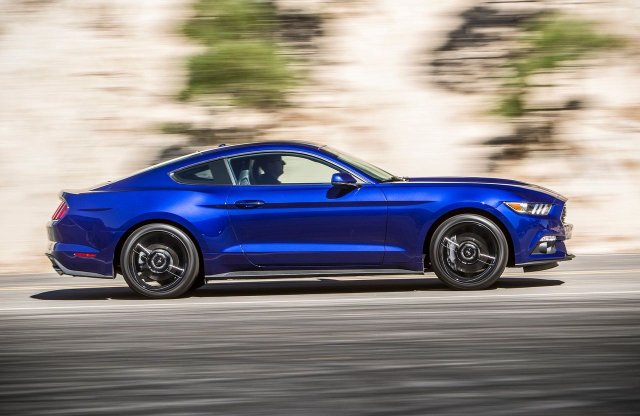 4,8 és 5,8 másodperc - ezek az új Ford Mustang gyorsulási adatai