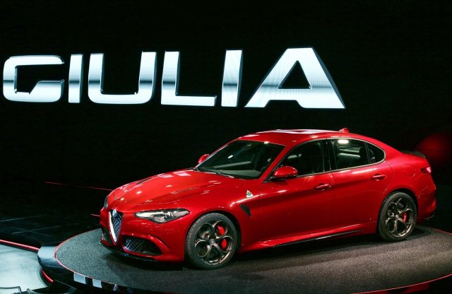 Gyári videó: zene az Alfa Romeo Giulia QV motorhangja