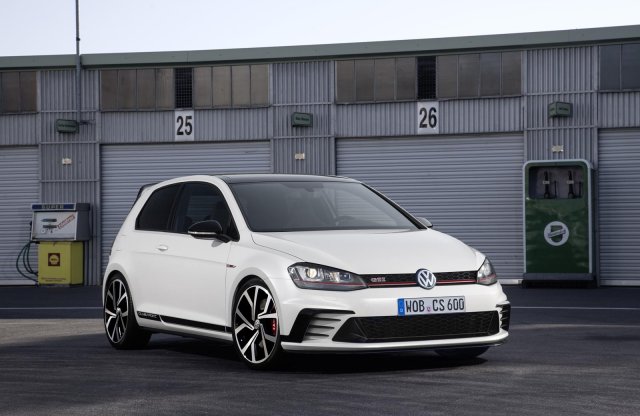 Hivatalos fotókon a már széria Volkswagen Golf GTI Clubsport