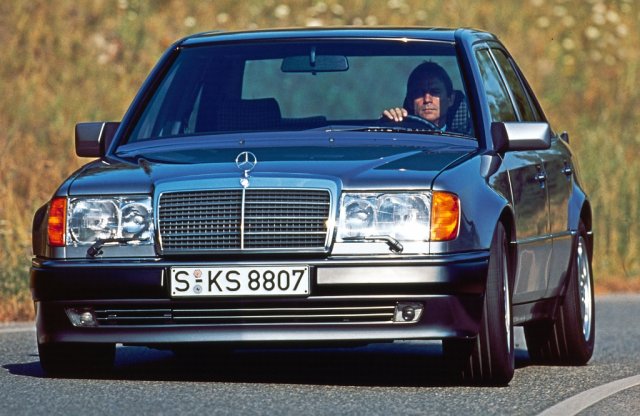 25 éves a Mercedes-Benz 500 E (W124)