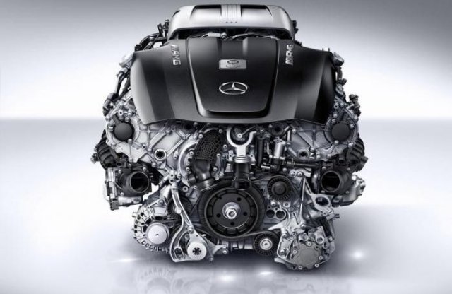 Promóciós videó mutatja be a Mercedes vadonatúj 4,0 literes V8-asát