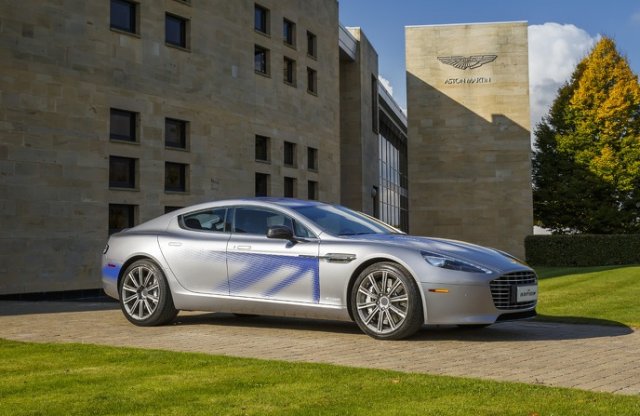 Az Aston Martin  1000 lóerős csúcsváltozatot ígér  a RapidE-ből