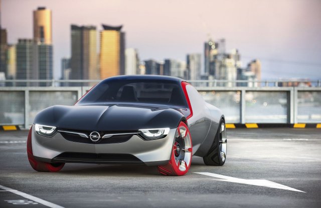 Íme, az Opel új sportkocsija, a GT - most még koncepcióként