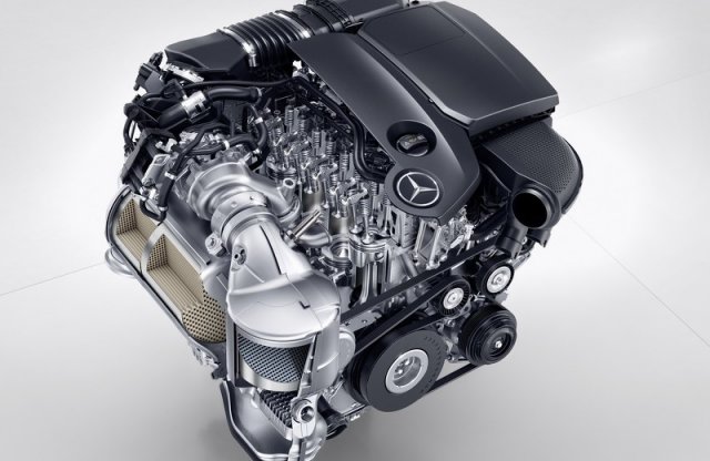 Új dízelmotort mutatott be a Mercedes-Benz