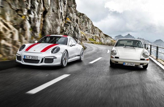A Porsche bemutatta az egyik utolsó szívómotoros sportkocsiját, a  911 R-t
