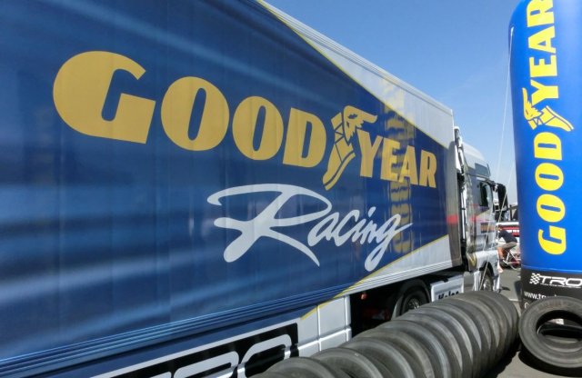 Kamion-versenyabroncsról szóló szerződést írt alá a Goodyear és az FIA