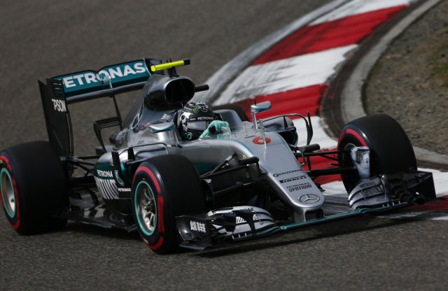 Nico Rosberg nyerte a Kínai Nagydíjat